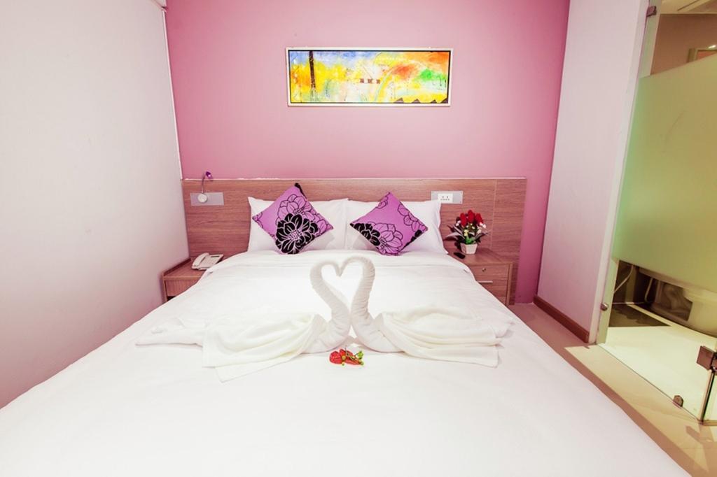 D Day Suite Bangkok Ruang foto