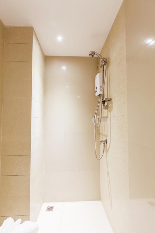 D Day Suite Bangkok Ruang foto